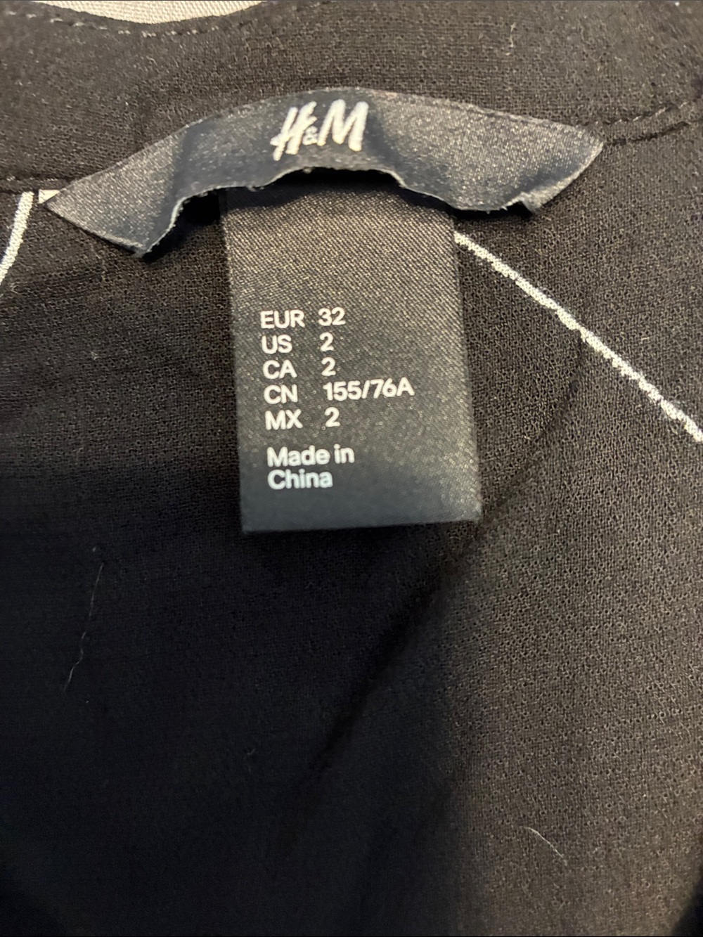 H&M Black Floral High-Low V-Neck Dress - Picture 2 of 3